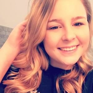 Meet your Posher, Tabitha